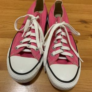 Pink converse